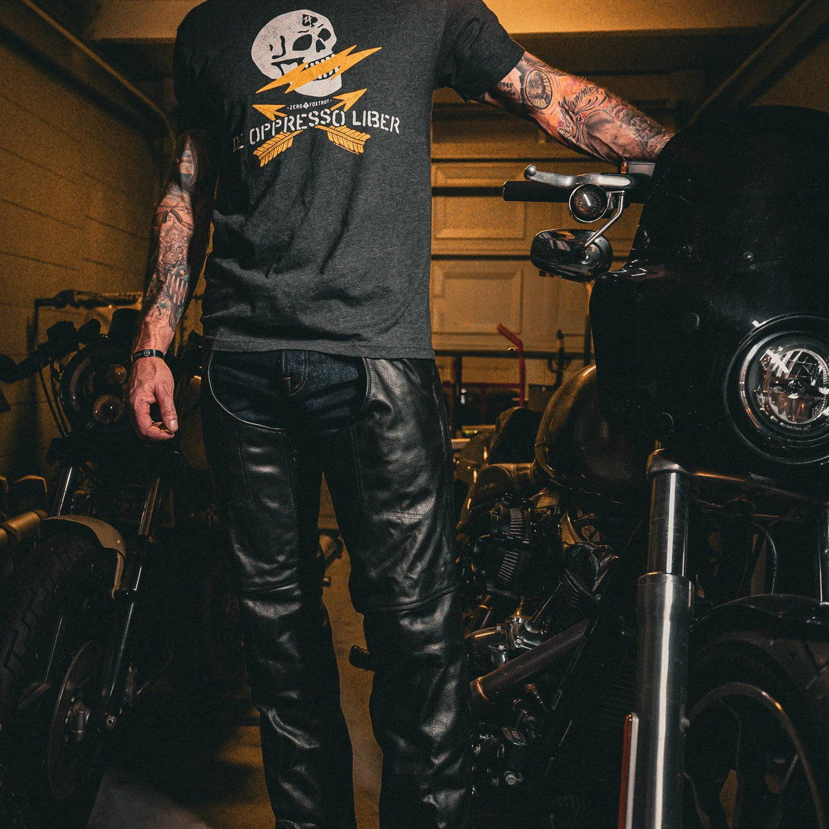 6130.00 - Unisex Ultra 4-Pocket Chaps with Spandex