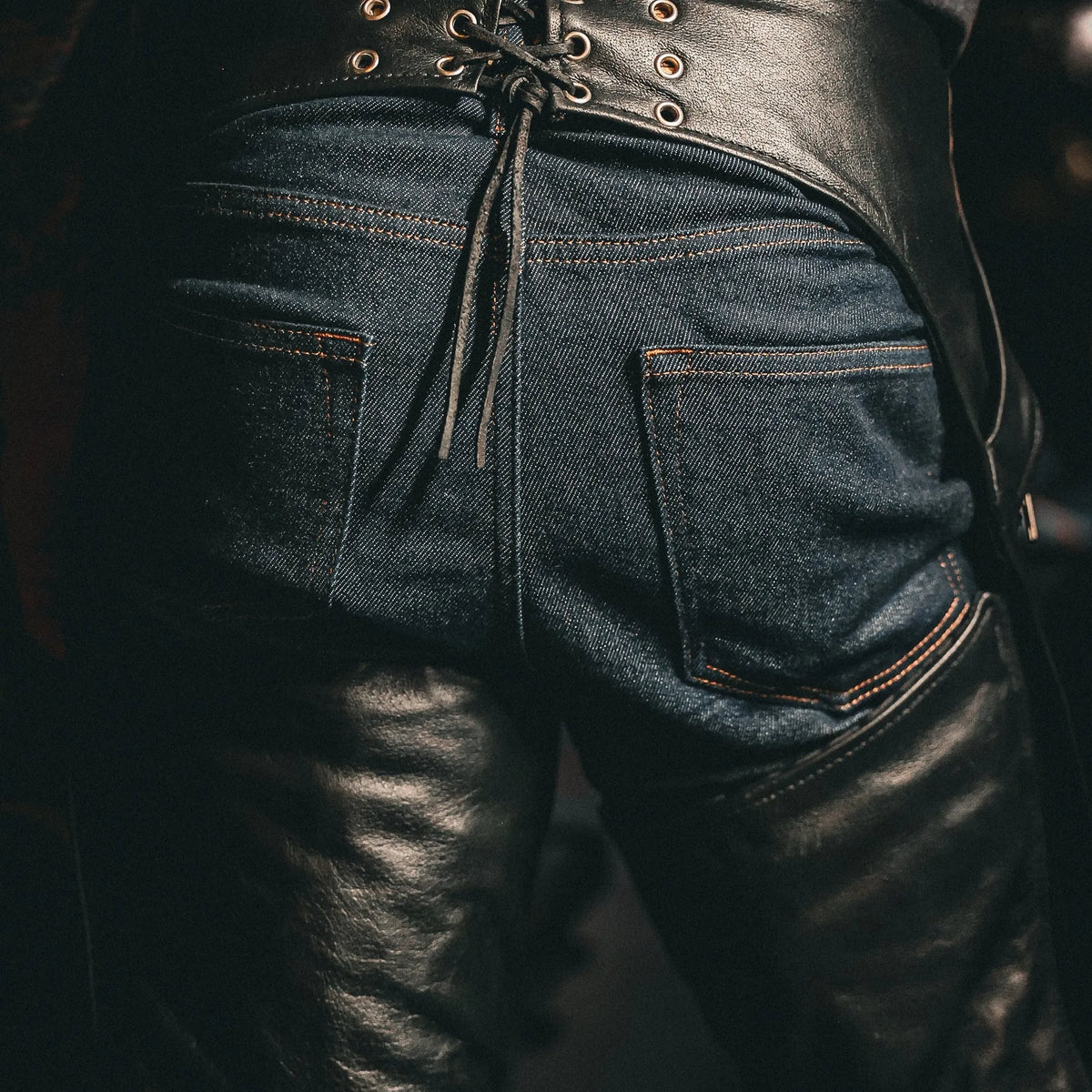 6130.00 - Unisex Ultra 4-Pocket Chaps with Spandex